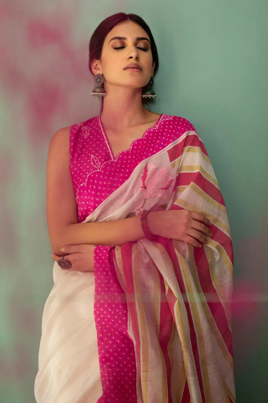 MG 557 Plain Linen Digital Printed Daily Wear Saree Wholesale Price In Surat